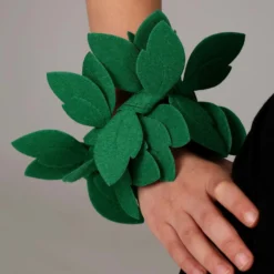 Elope Disney Lilo Headband & Cuffs Kit From Lilo And Stitch -Elope Store lilo and stitch lilo headband cuffs kit alt 2