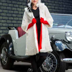 Fun Costumes Cruella De Vil Coat Costume For Teens From Disney's 101 Dalmatians -Elope Store tween cruella de vil costume alt 1