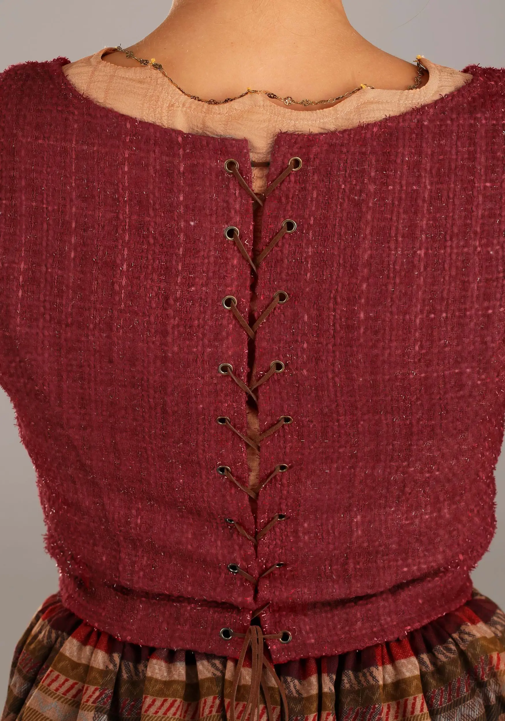 Fun Costumes Mary Sanderson Costume For Women From Disney’s Hocus Pocus 12 Fun Costumes Mary Sanderson Costume For Women From Disney’s Hocus Pocus - Image 10